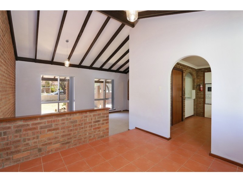 24 Maritime Avenue, Kardinya WA 6163