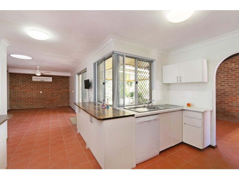 24 Maritime Avenue, Kardinya WA 6163