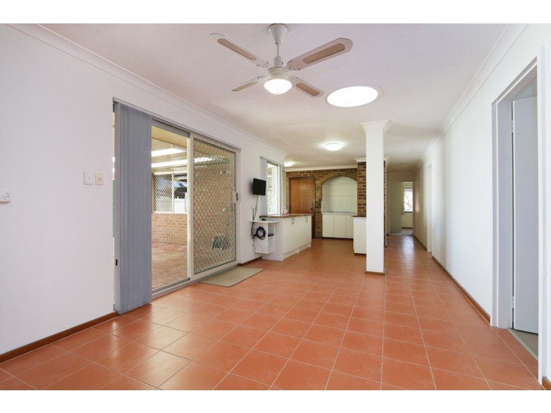 24 Maritime Avenue, Kardinya WA 6163