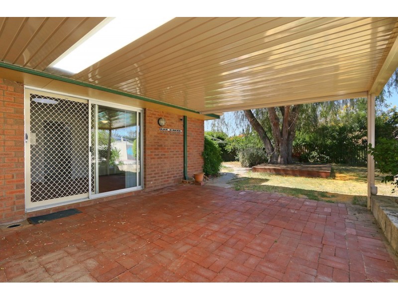 24 Maritime Avenue, Kardinya WA 6163