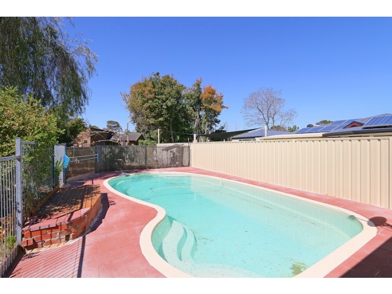 24 Maritime Avenue, Kardinya WA 6163