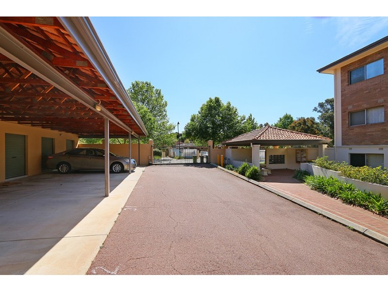 9/79 Waverley Road, Coolbellup WA 6163