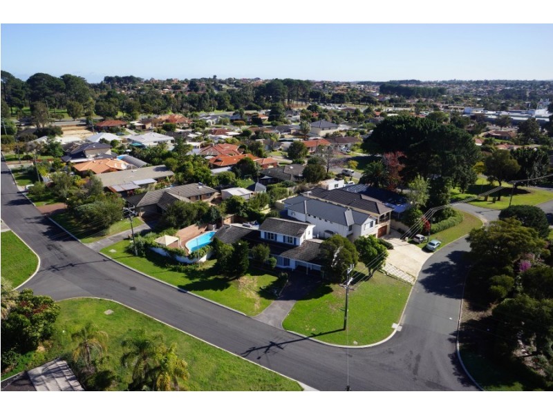 14A Bellairs Road, Kardinya WA 6163