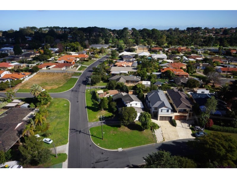 14A Bellairs Road, Kardinya WA 6163