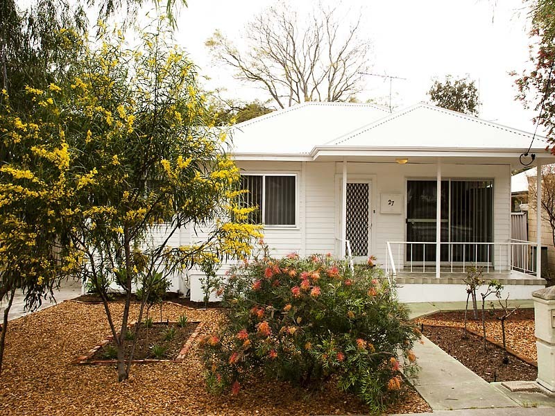 27 Archibald Street, Willagee WA 6156