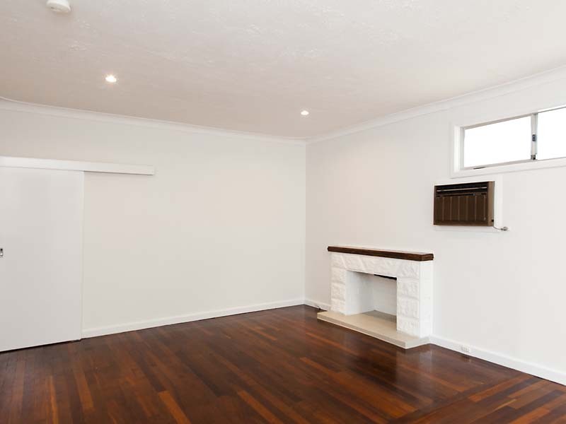 27 Archibald Street, Willagee WA 6156