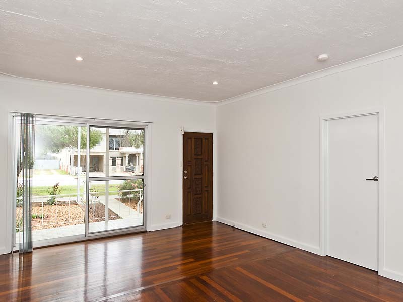 27 Archibald Street, Willagee WA 6156