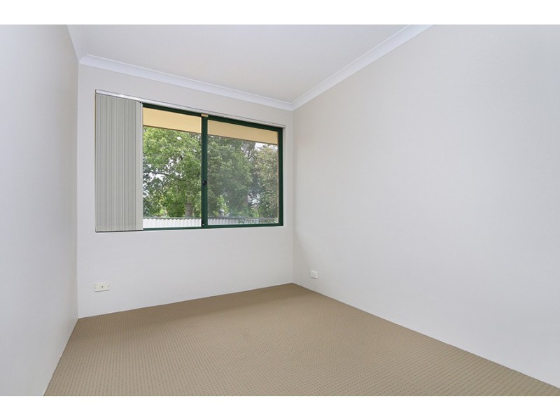 10 Norkus Way, Willagee WA 6156