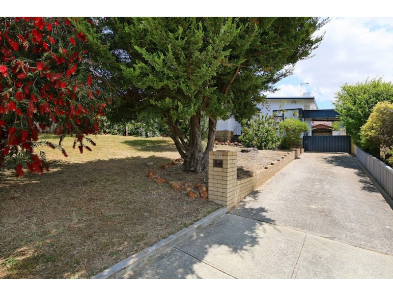 50 Quince Way, Coolbellup WA 6163