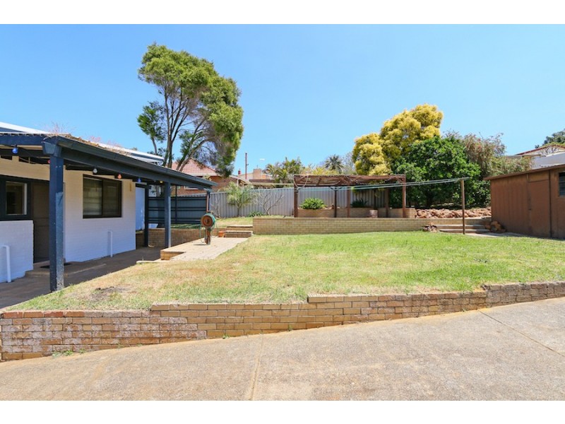 50 Quince Way, Coolbellup WA 6163