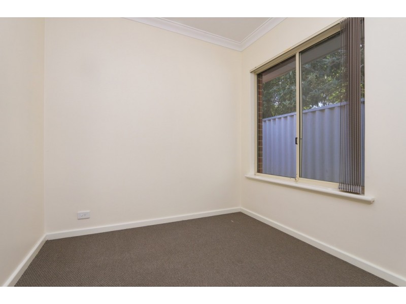 3/8 Fallow Crescent, Spearwood WA 6163