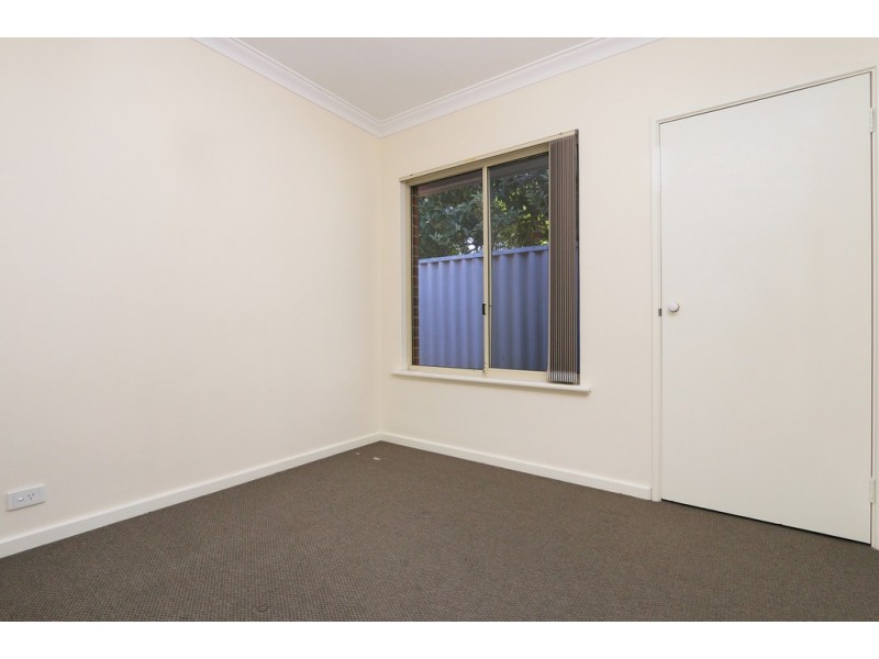 3/8 Fallow Crescent, Spearwood WA 6163