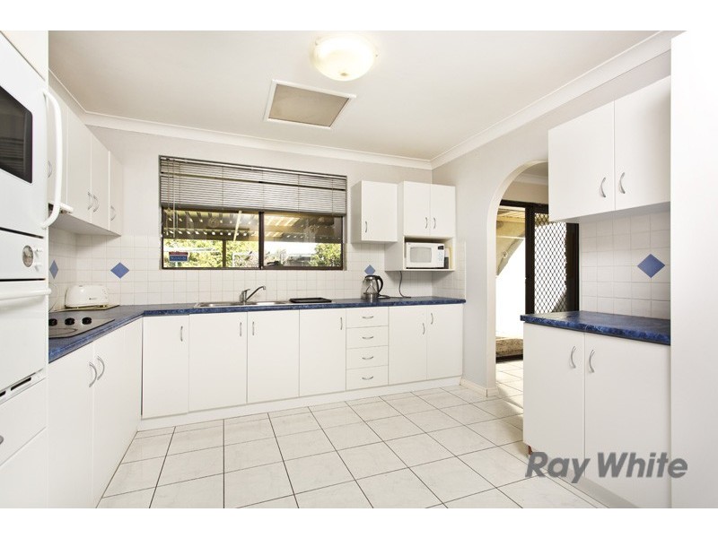5 Loris Way, Kardinya WA 6163