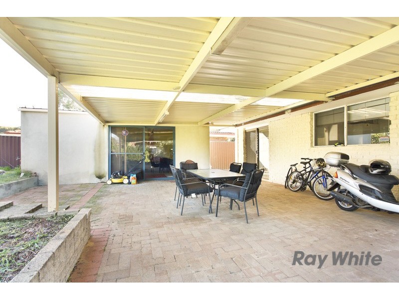 5 Loris Way, Kardinya WA 6163