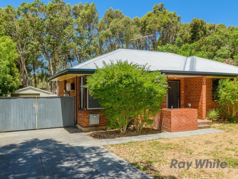 36 Bromley Road, Hilton WA 6163