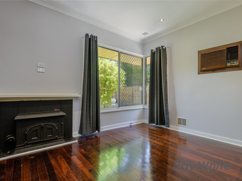 36 Bromley Road, Hilton WA 6163