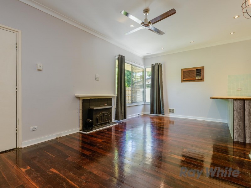 36 Bromley Road, Hilton WA 6163