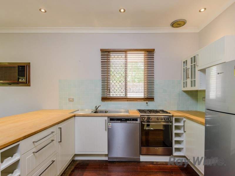 36 Bromley Road, Hilton WA 6163