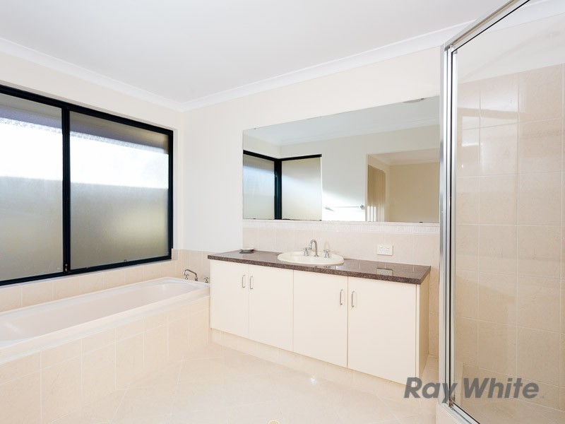 47 Thomas Street, South Lake WA 6164