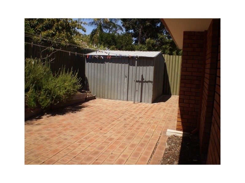 12 Mallard Avenue, Bibra Lake WA 6163