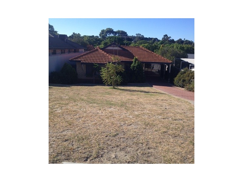 15 Milroy Street, Willagee WA 6156