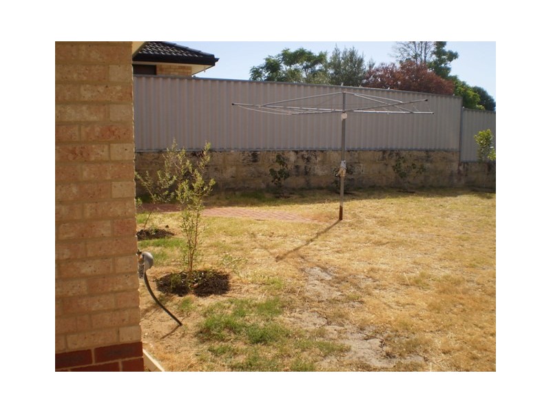 15 Milroy Street, Willagee WA 6156