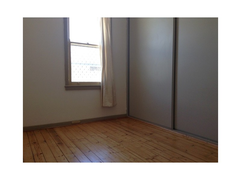 27 Bawdan Street, Willagee WA 6156