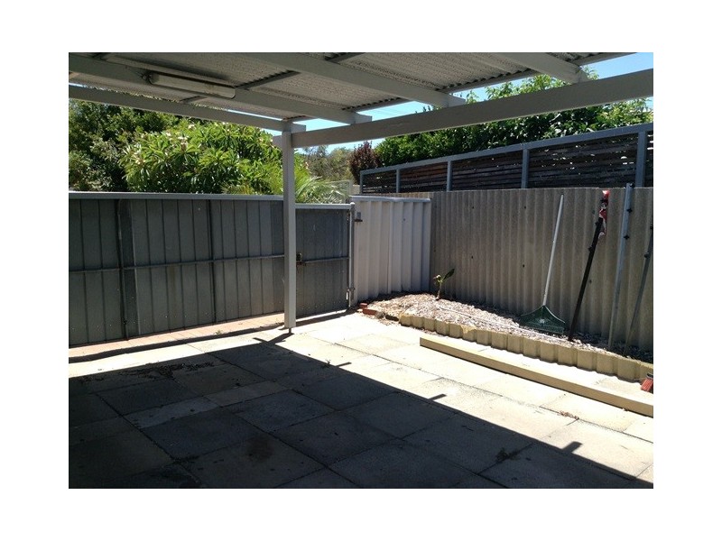 27 Bawdan Street, Willagee WA 6156