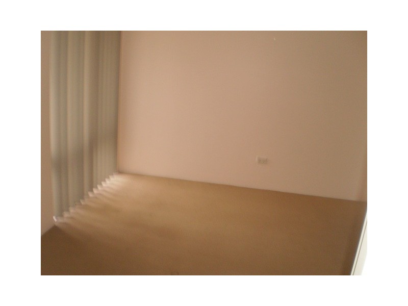 8/14 Stampel Gardens, Kardinya WA 6163