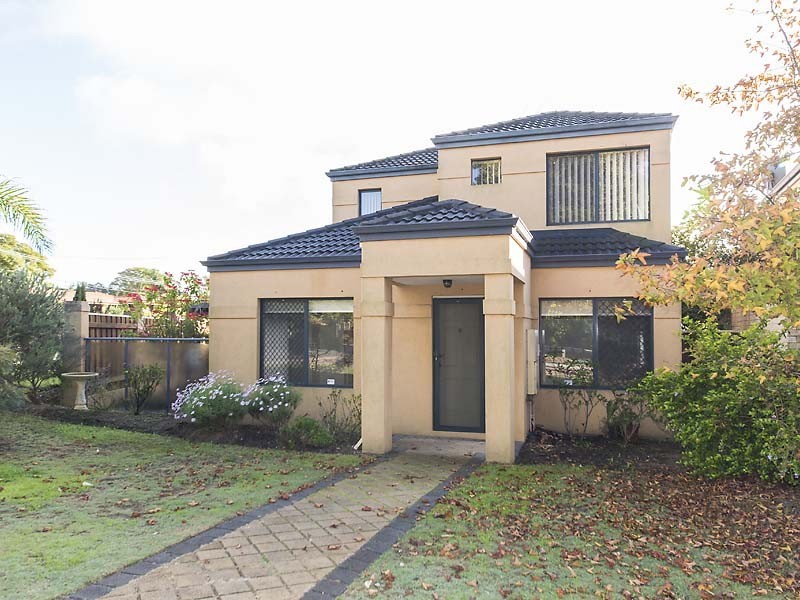130 Gilbertson Road, Kardinya WA 6163