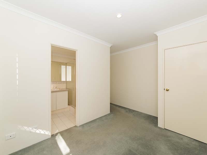 130 Gilbertson Road, Kardinya WA 6163