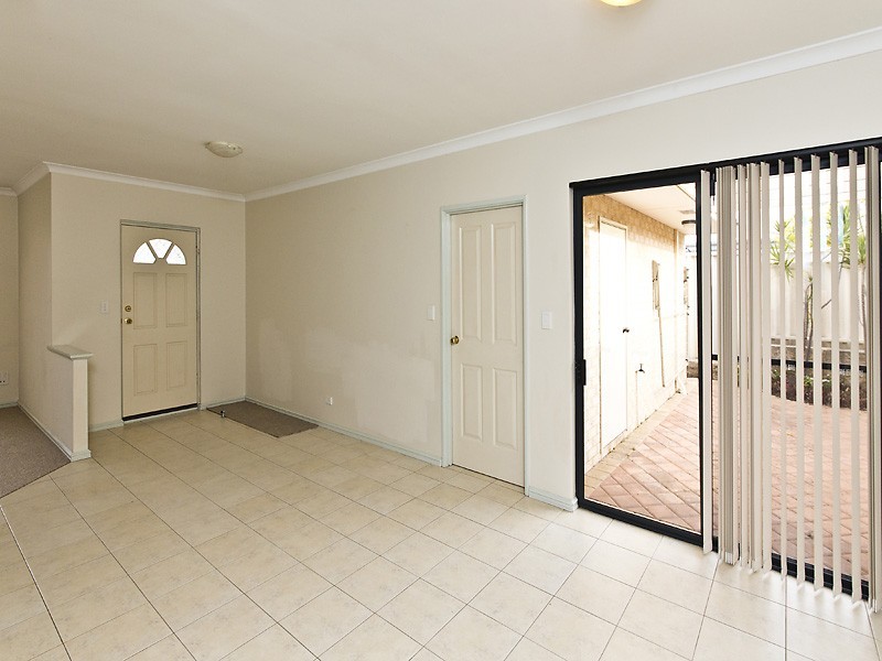 16A Fallow Crescent, Spearwood WA 6163