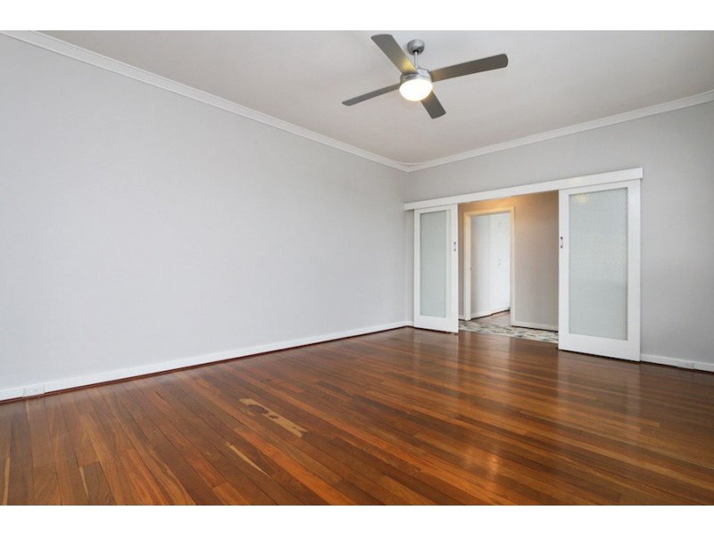 6 CAPLE STREET, Willagee WA 6156