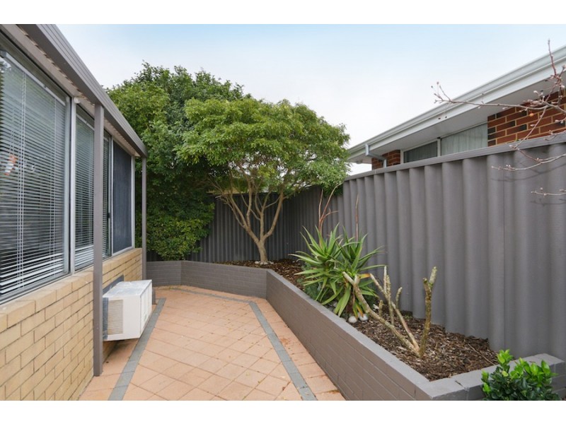 6 CAPLE STREET, Willagee WA 6156