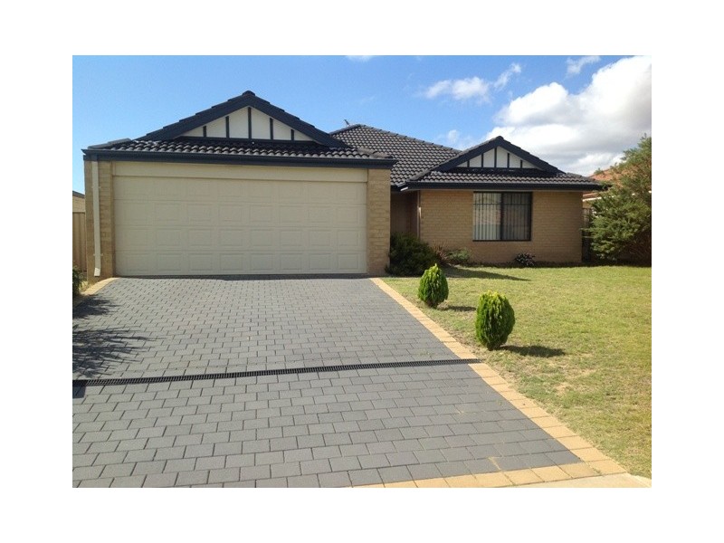 16 Berry Way, Bertram WA 6167