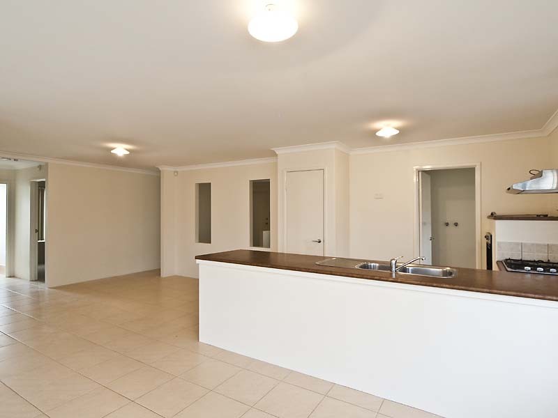 9 Epsilon Drive, Rockingham WA 6168