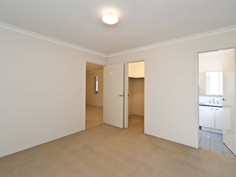 9 Epsilon Drive, Rockingham WA 6168