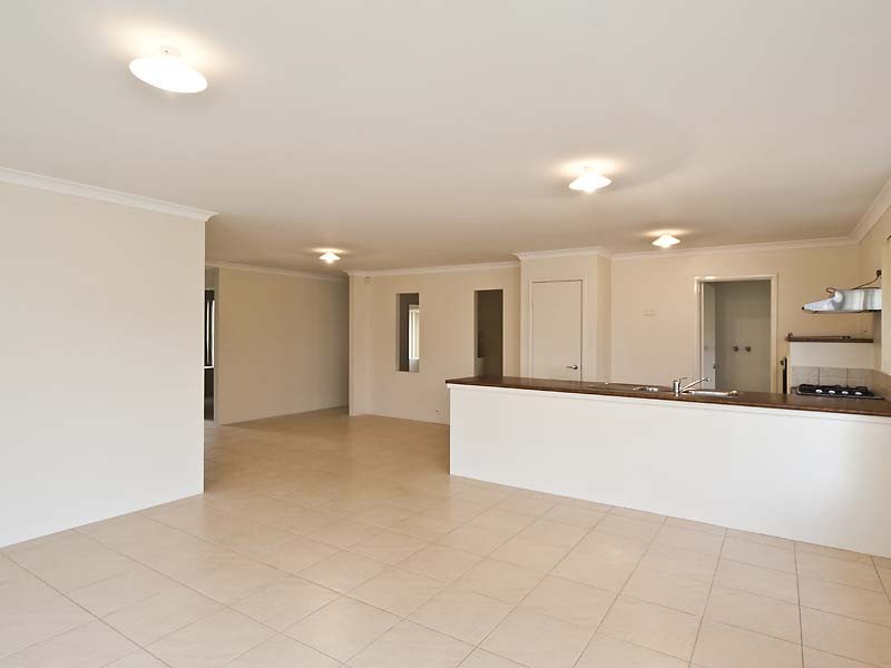 9 Epsilon Drive, Rockingham WA 6168