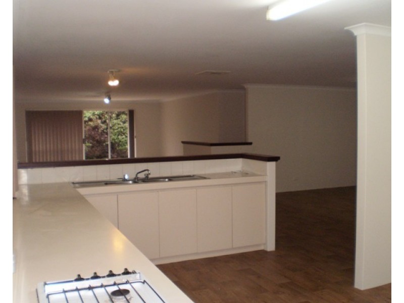 33 Chamberlain Circle, Bateman WA 6150