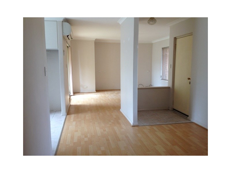 6/92 Gilbertson Road, Kardinya WA 6163