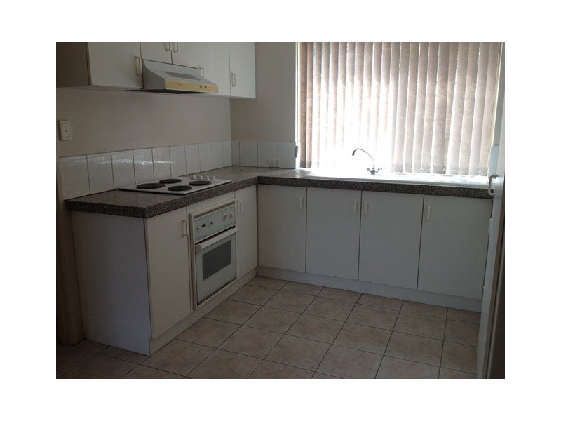 6/92 Gilbertson Road, Kardinya WA 6163