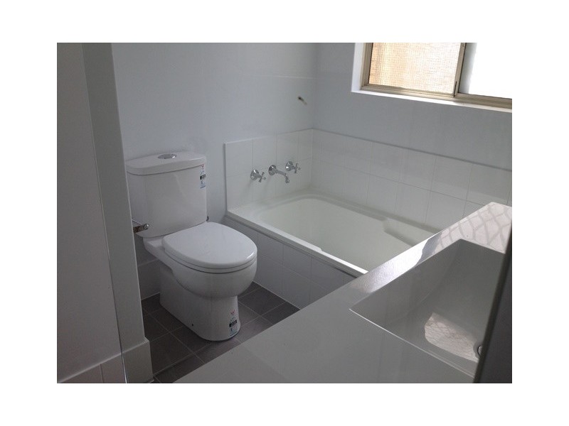 6/92 Gilbertson Road, Kardinya WA 6163