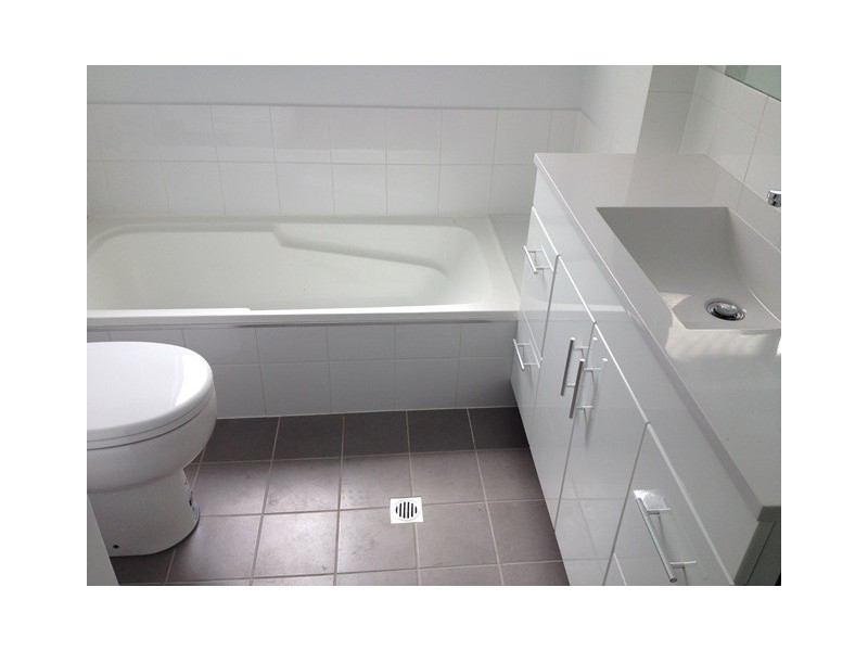 6/92 Gilbertson Road, Kardinya WA 6163