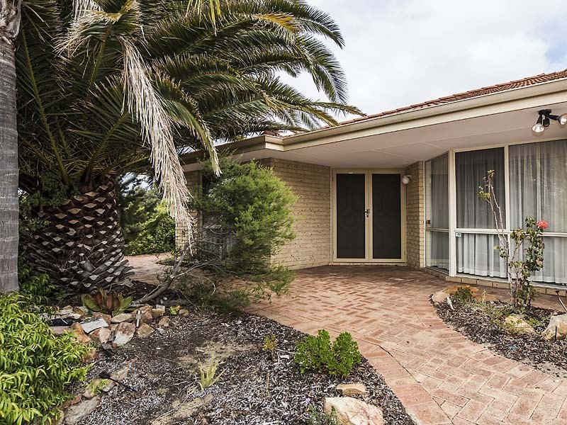 48 Le Souef Drive, Kardinya WA 6163