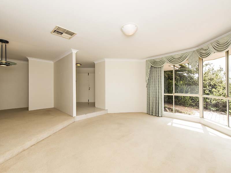 48 Le Souef Drive, Kardinya WA 6163