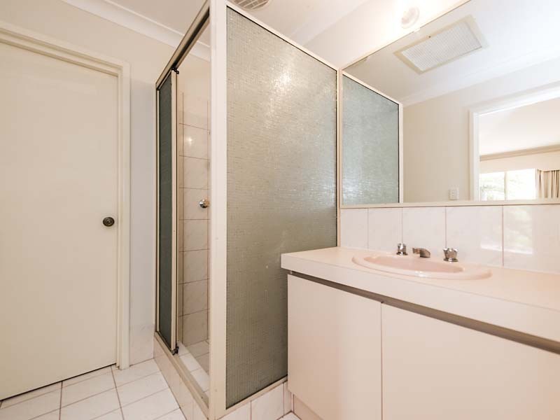 48 Le Souef Drive, Kardinya WA 6163