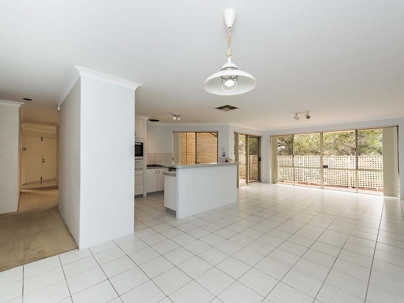 48 Le Souef Drive, Kardinya WA 6163