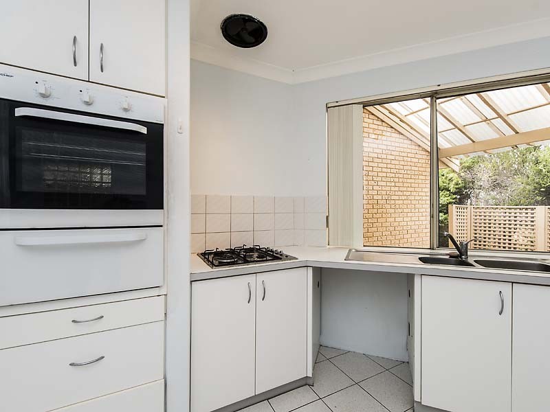 48 Le Souef Drive, Kardinya WA 6163