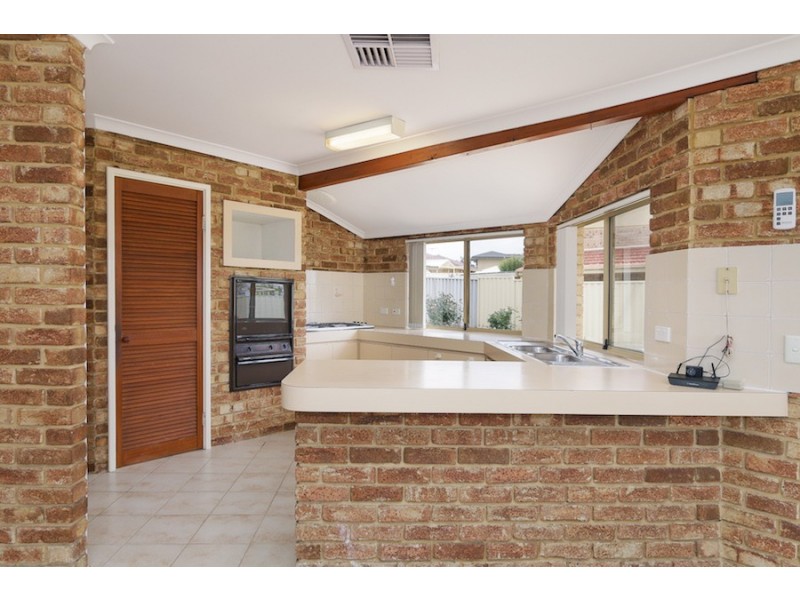 1 Sierra Chase, Leeming WA 6149