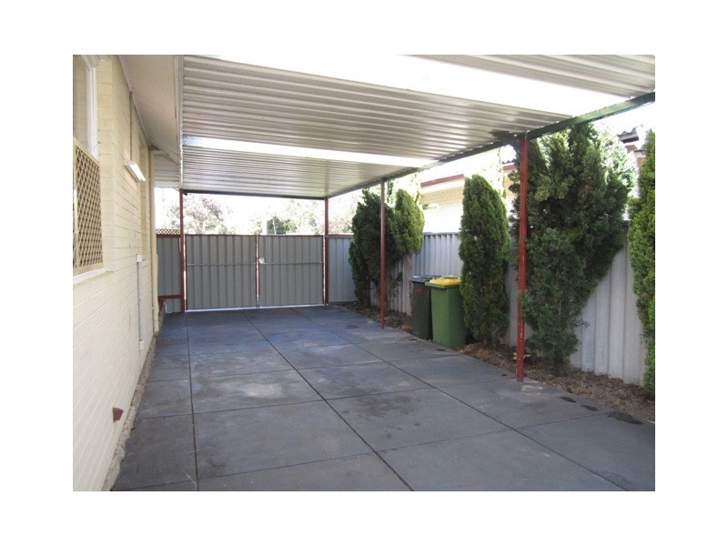 40 Waverley Road, Coolbellup WA 6163